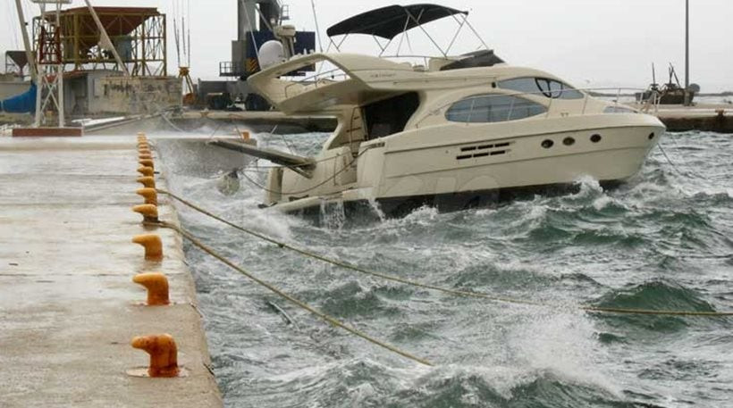 Ξεκίνησε να «χτυπά» ο Δαίδαλος: Έριξε χαλάζι στην Πάργα